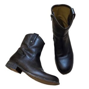 Frye Melissa Button Short Boot